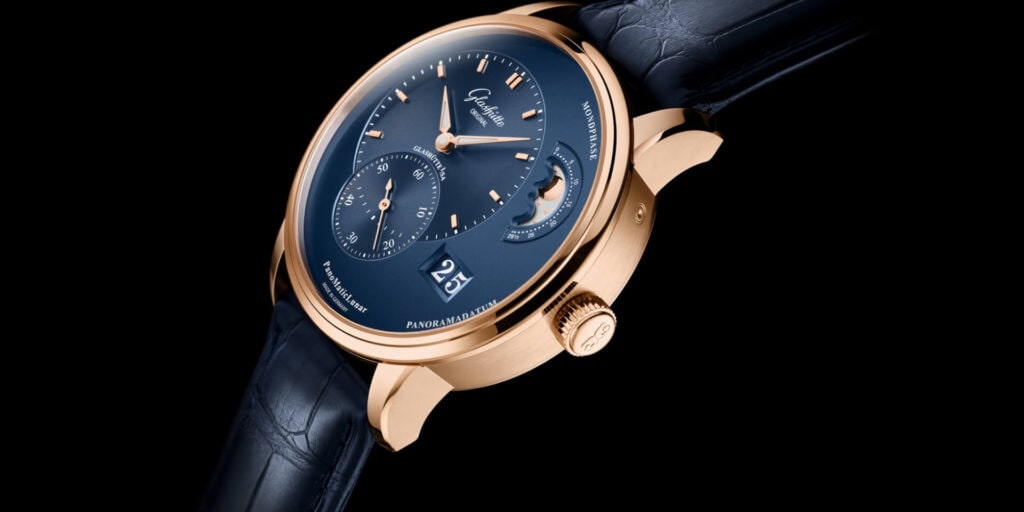 Exquisite blue dial