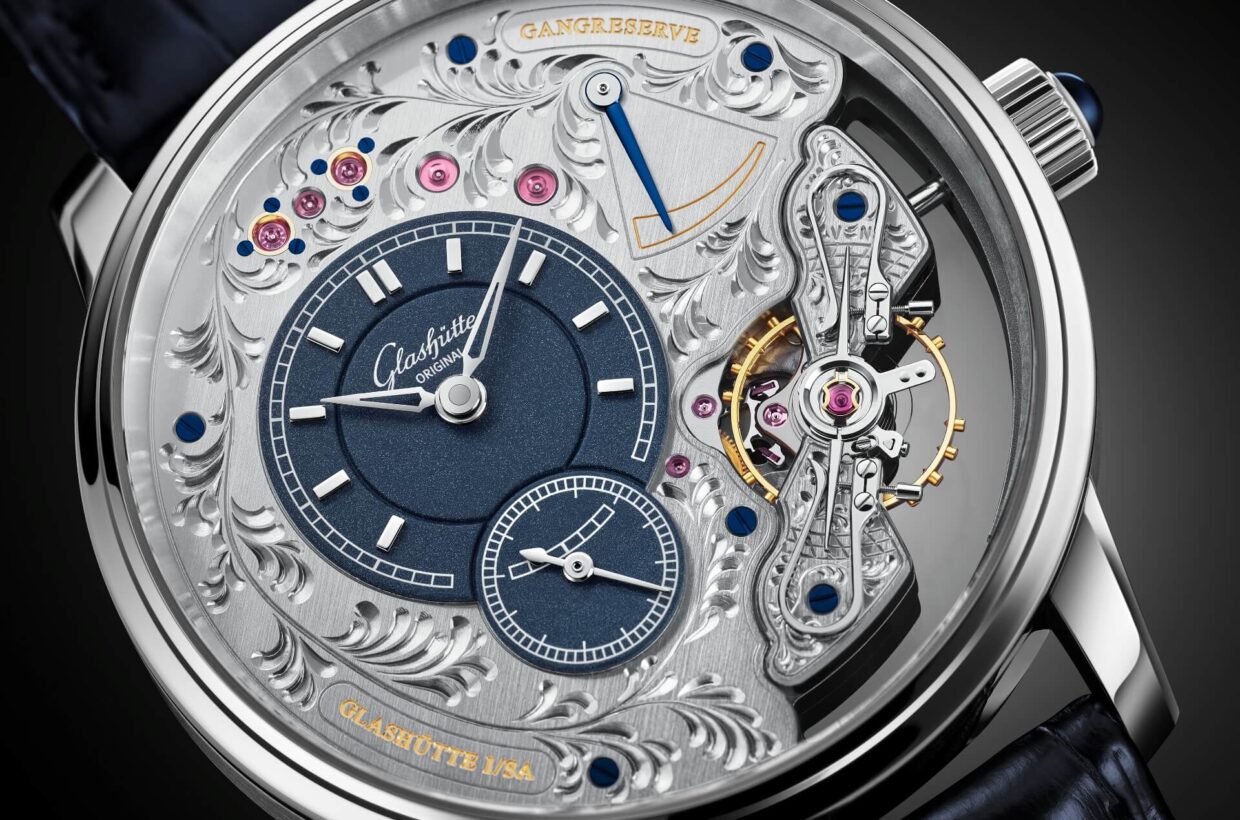 Fascinating insights The PanoInverse is the first timepiece from Glashütte Original to display its inner beauty openly on the dial side. Thanks to the unusual design of the watch, the innovative duplex swan-neck fine adjustment is revealed to the viewer at first glance. Fascinating insights The PanoInverse is the first timepiece from Glashütte Original to display its inner beauty openly on the dial side. Thanks to the unusual design of the watch, the innovative duplex swan-neck fine adjustment is revealed to the viewer at first glance.