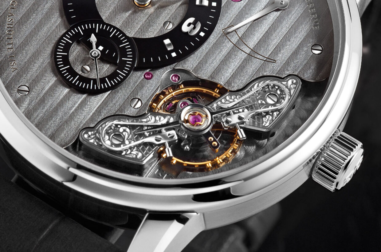 Perfect precision Precision is among the most important attributes of a Glashütte Original. For this reason, we continue to develop regulation systems that allow us to correct even the smallest of rate deviations. One of these is the duplex swan-neck fine adjustment. Perfect precision Precision is among the most important attributes of a Glashütte Original. For this reason, we continue to develop regulation systems that allow us to correct even the smallest of rate deviations. One of these is the duplex swan-neck fine adjustment.
