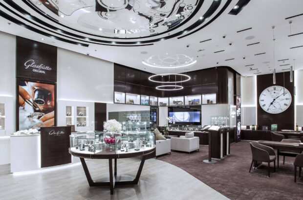 Glashütte Original格拉苏蒂原创精品店 遍及全球的品牌，从萨克森走向世界，敬请体验精彩的Glashütte Original格拉苏蒂原创世界。 精品店查询 