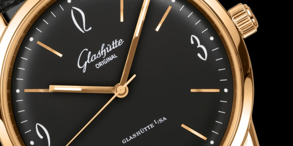 Galvanic black dial