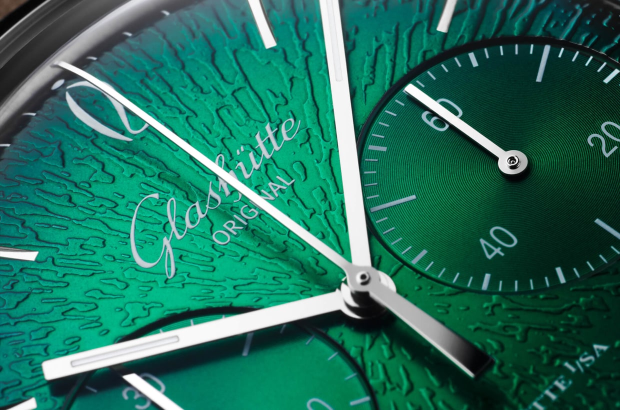 Luminous green dial