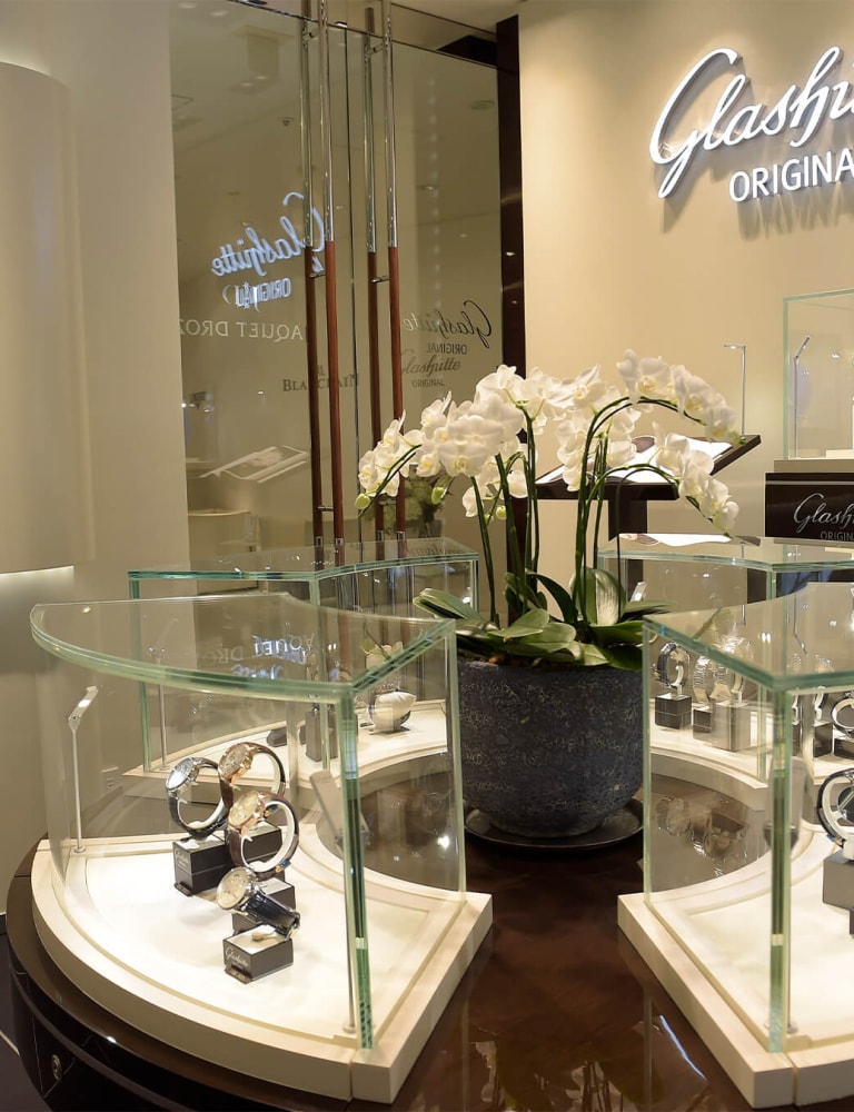 Horological Meandering - de GRISOGONO new models at Tokyo Boutique