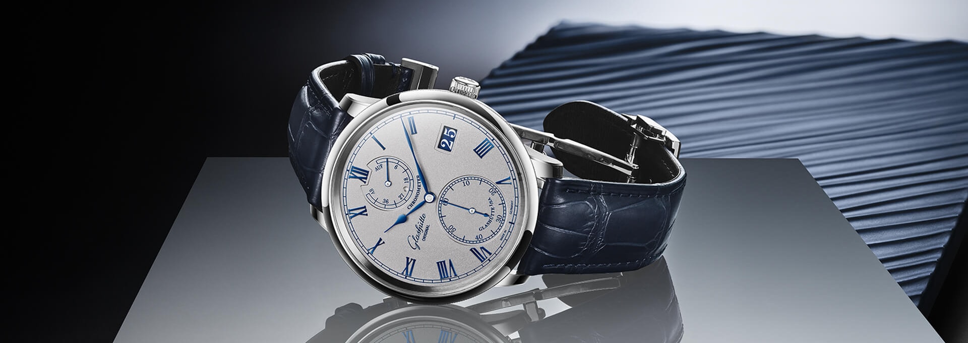 Glashuette_Original-W15808010461-Header-Desktop