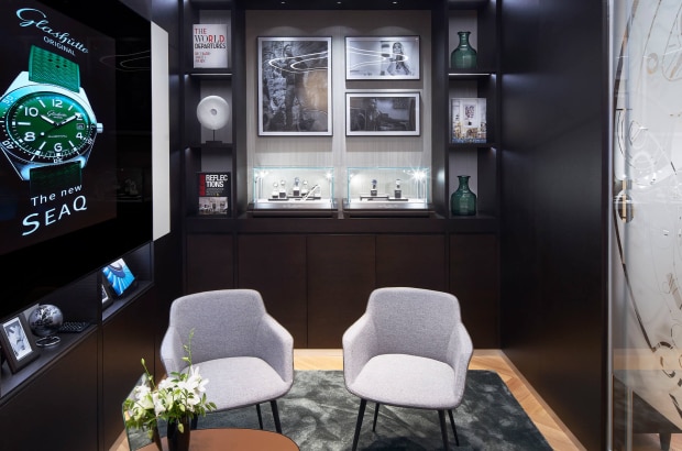                                                  Glashuette_Original-Boutique-Seongnam-4
                                              