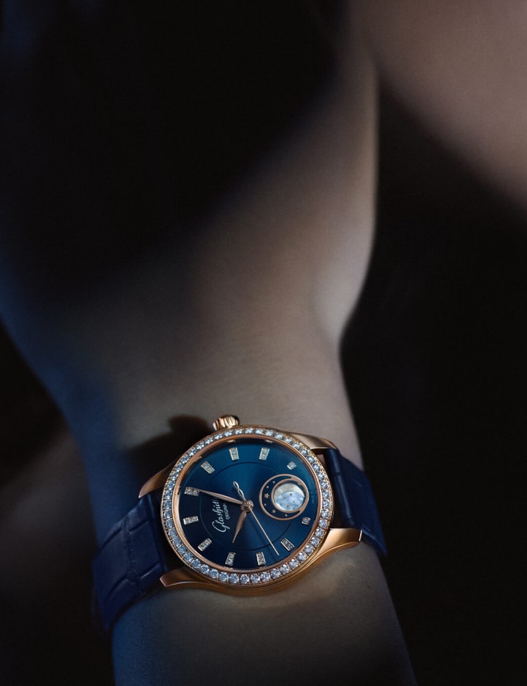                                                  Glashuette_Original-W13514061504-6
                                              
