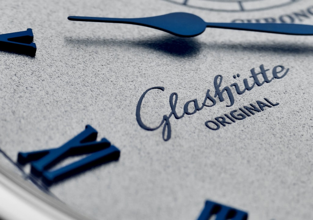 Glashuette_Original-Dial_manufactory-Silver_plating