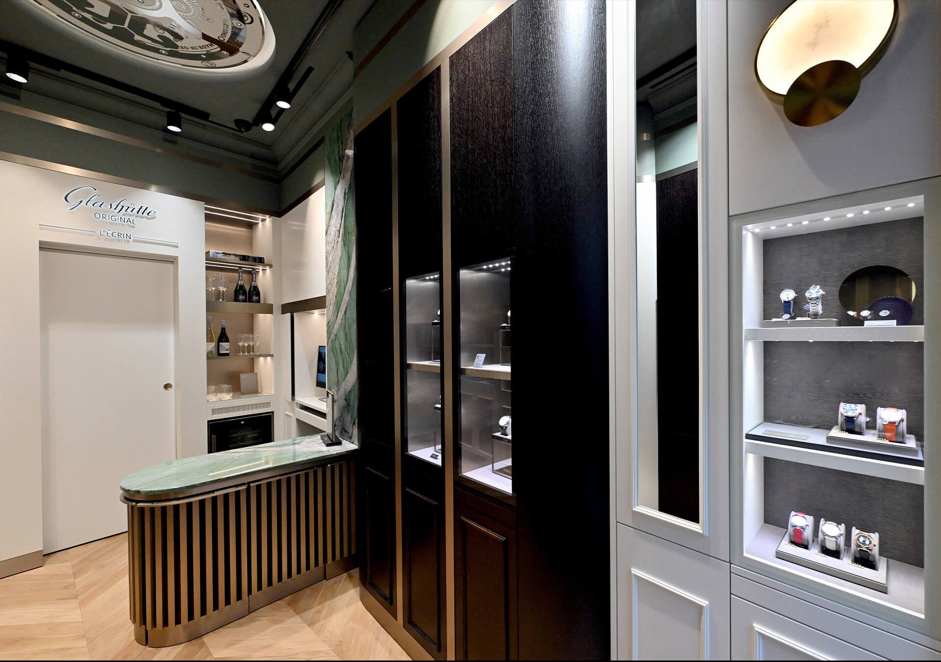                                                  Glashuette_Original-Boutique-Paris-1
                                              