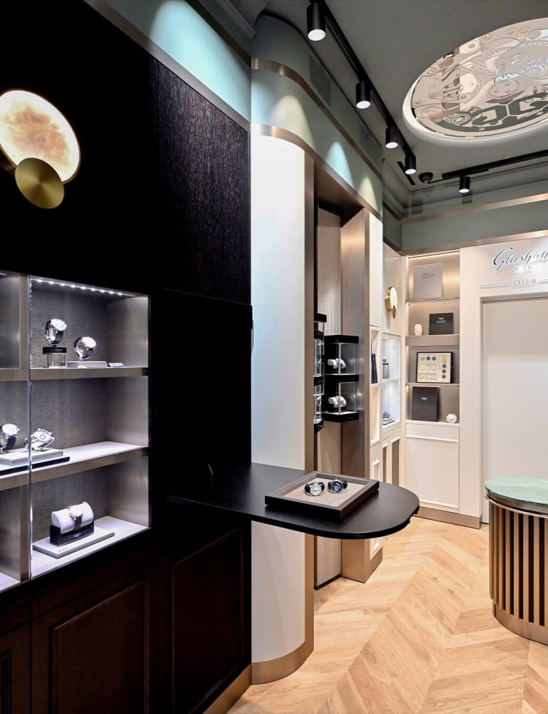                                                  Glashuette_Original-Boutique-Paris-2
                                              