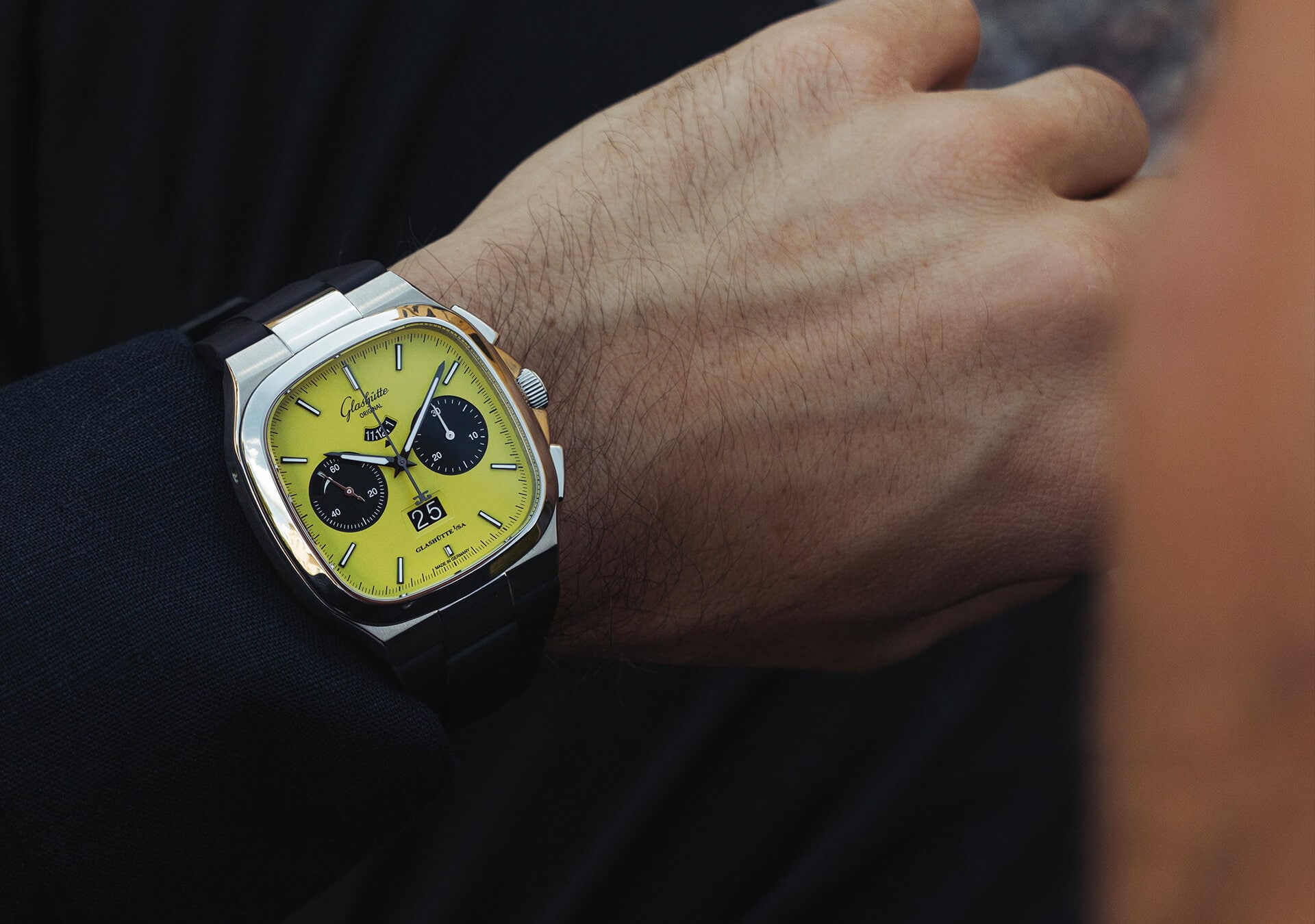 Seventies Chronograph Panorama Date 1-37-02-19-02-70 - Glashütte