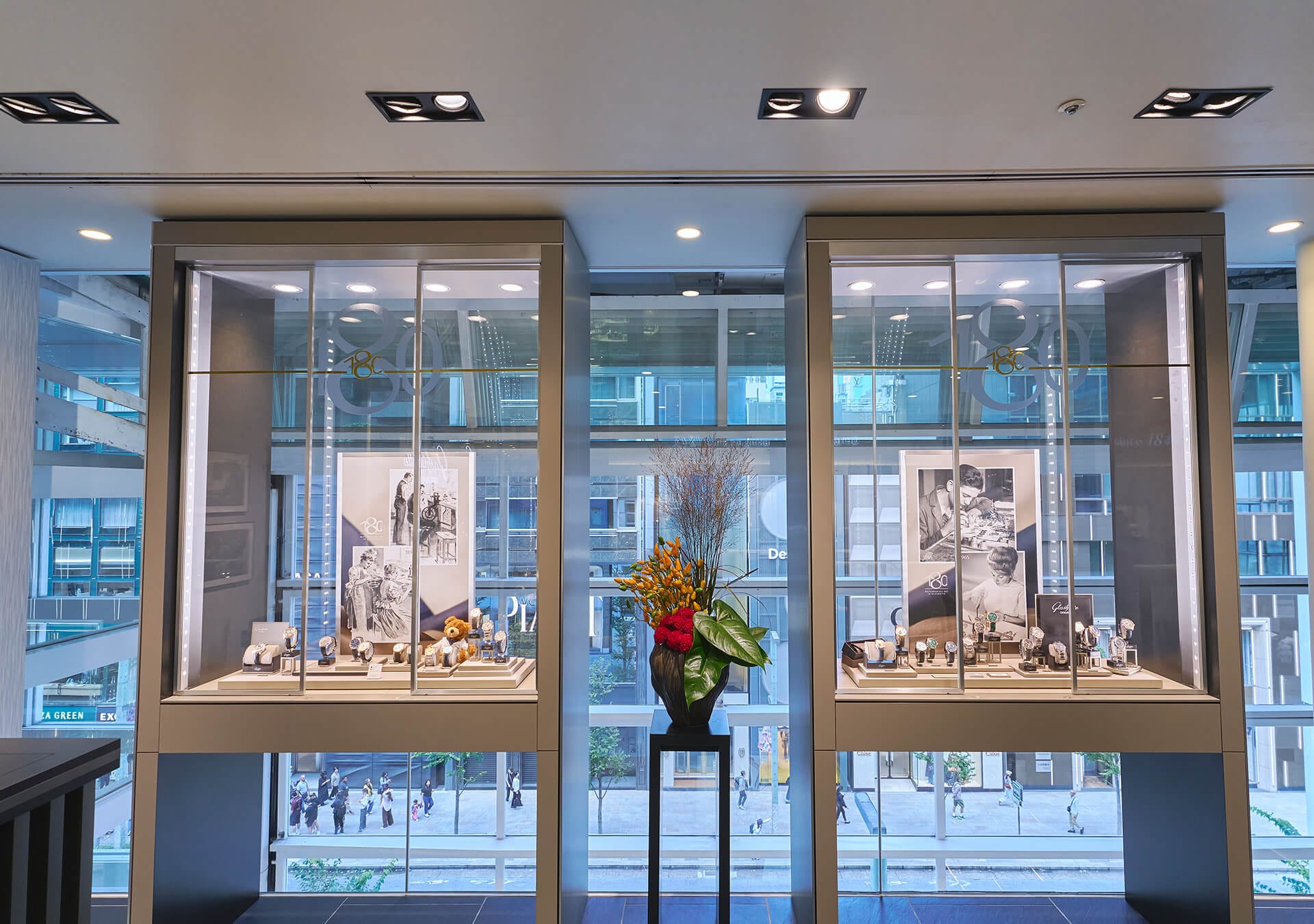                                                  Glashuette_Original-Boutique-Tokyo2
                                              