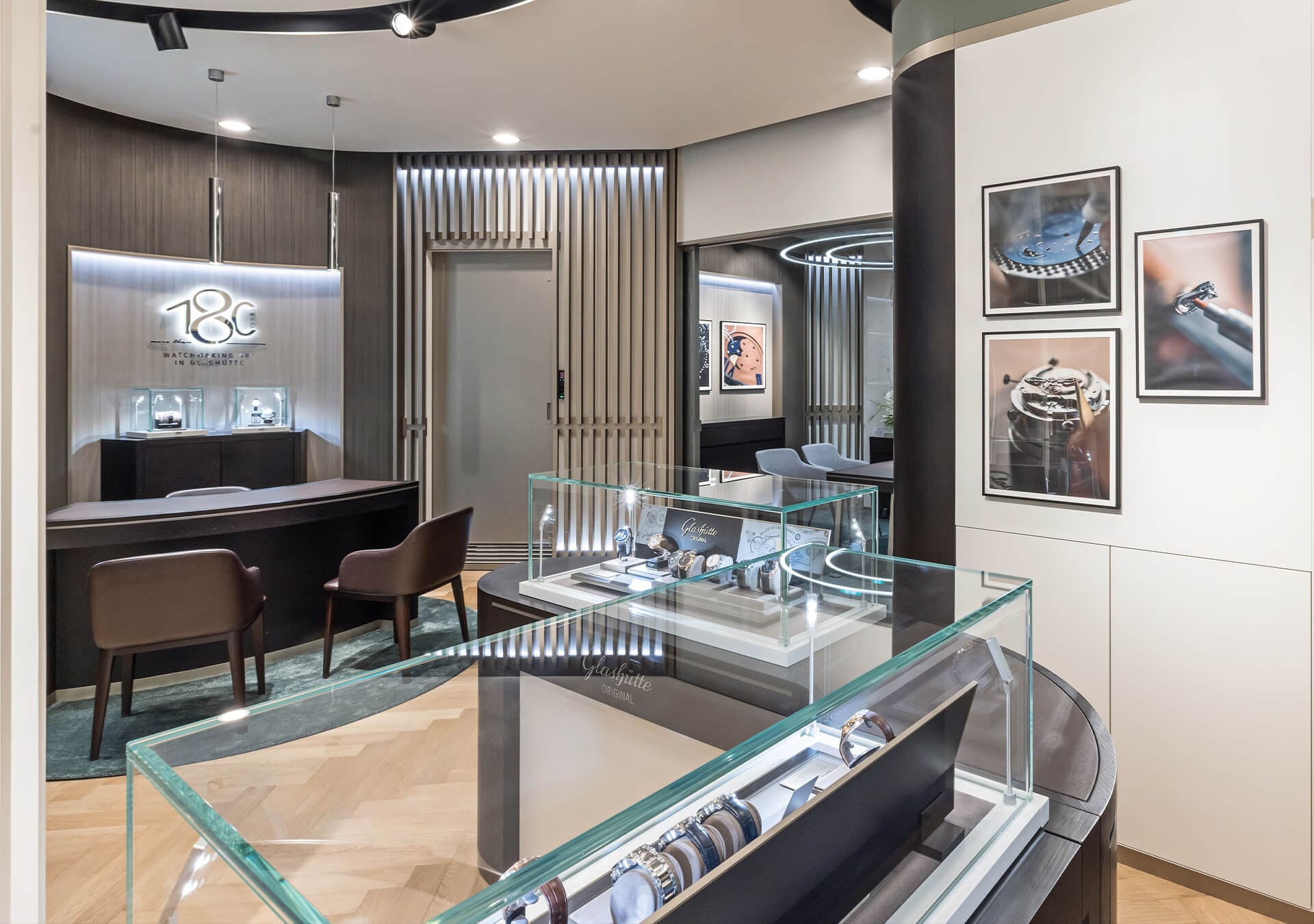                                                  Glashuette_Original-Boutique-Shinsegae-Main-The-Reserve-4
                                              