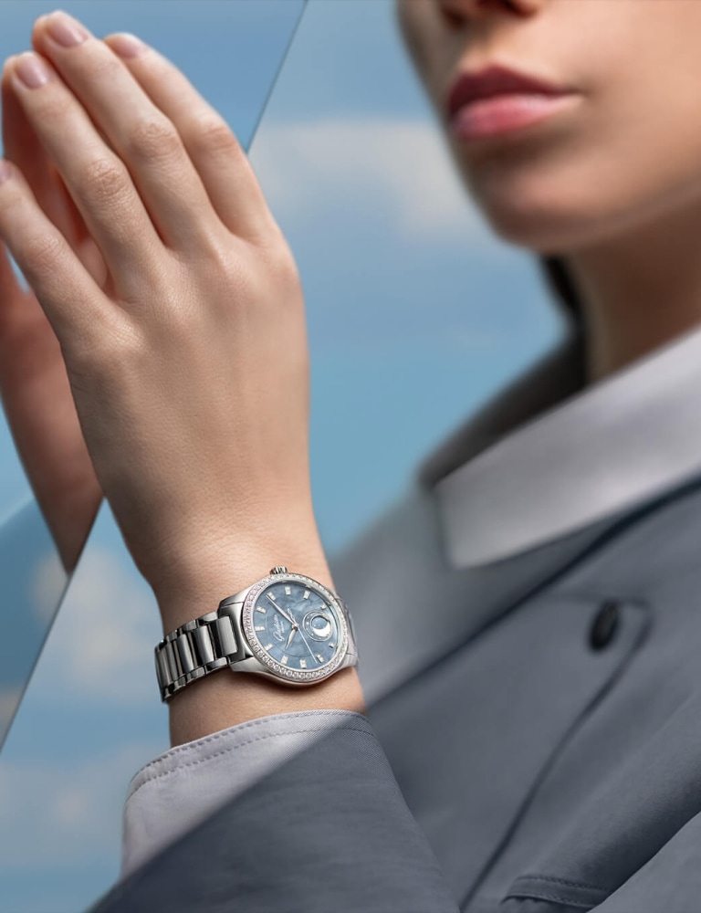                                                  Glashuette_Original-W13514041214-Detail-10
                                              