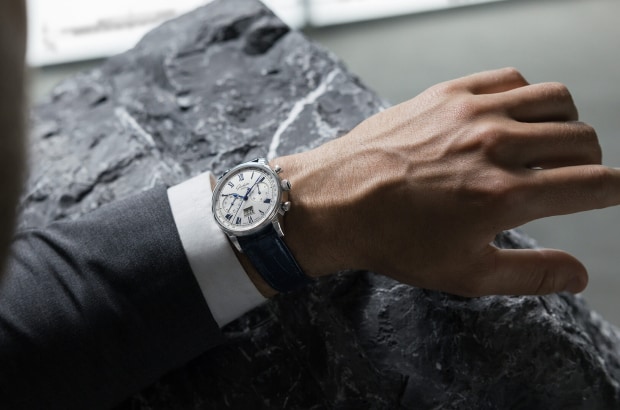                                                  Glashuette-Original-W13724010261-Lifestyle-2
                                              