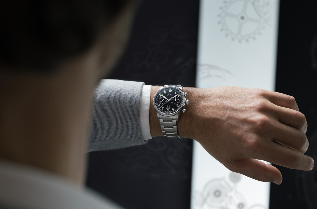                                          Glashuette-Original-W13724201271-Lifestyle-1
                                      