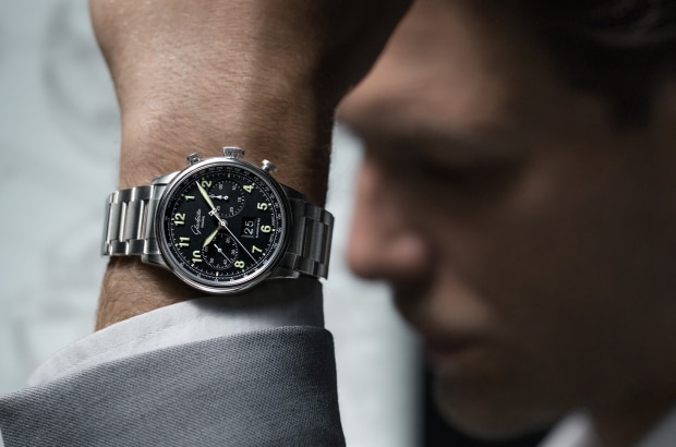                                                  Glashuette-Original-W13724201271-Lifestyle-2
                                              